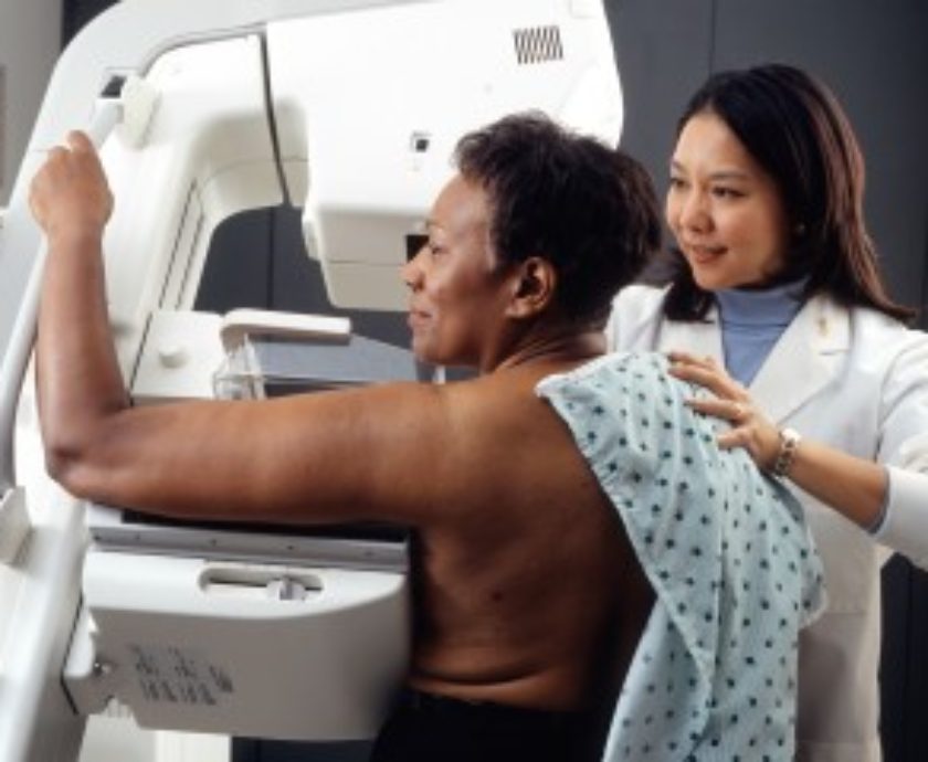 Can I still have a mammogram if I have breast implants?